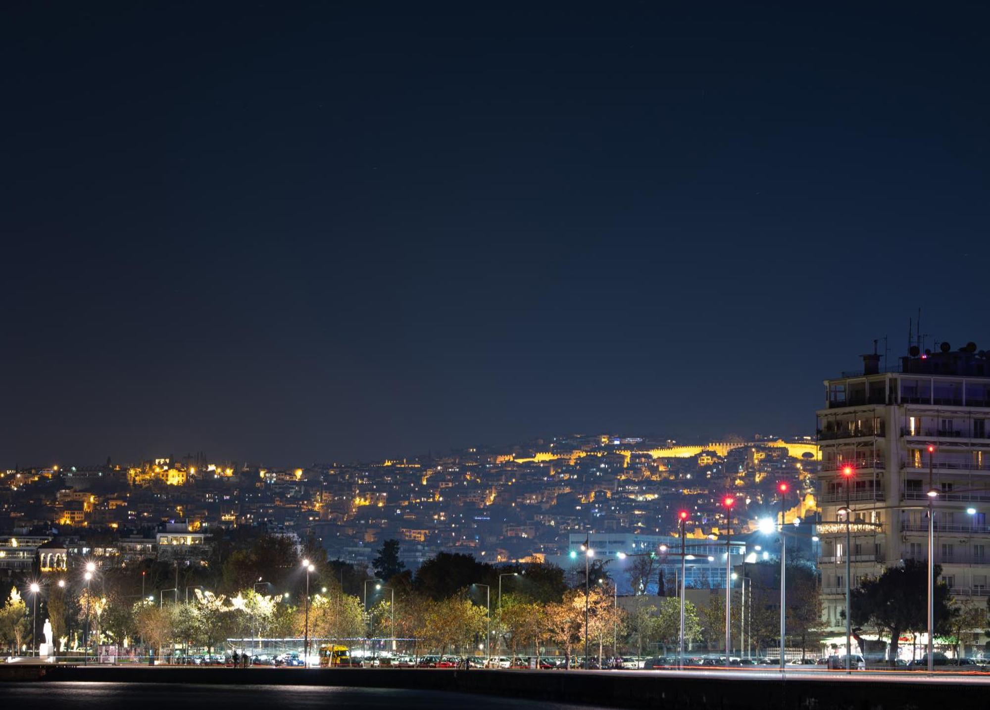 Άνεση Και Ευκολία, Σπίτι Συκιές. Apartment เทสซาโลนิกิ ภายนอก รูปภาพ