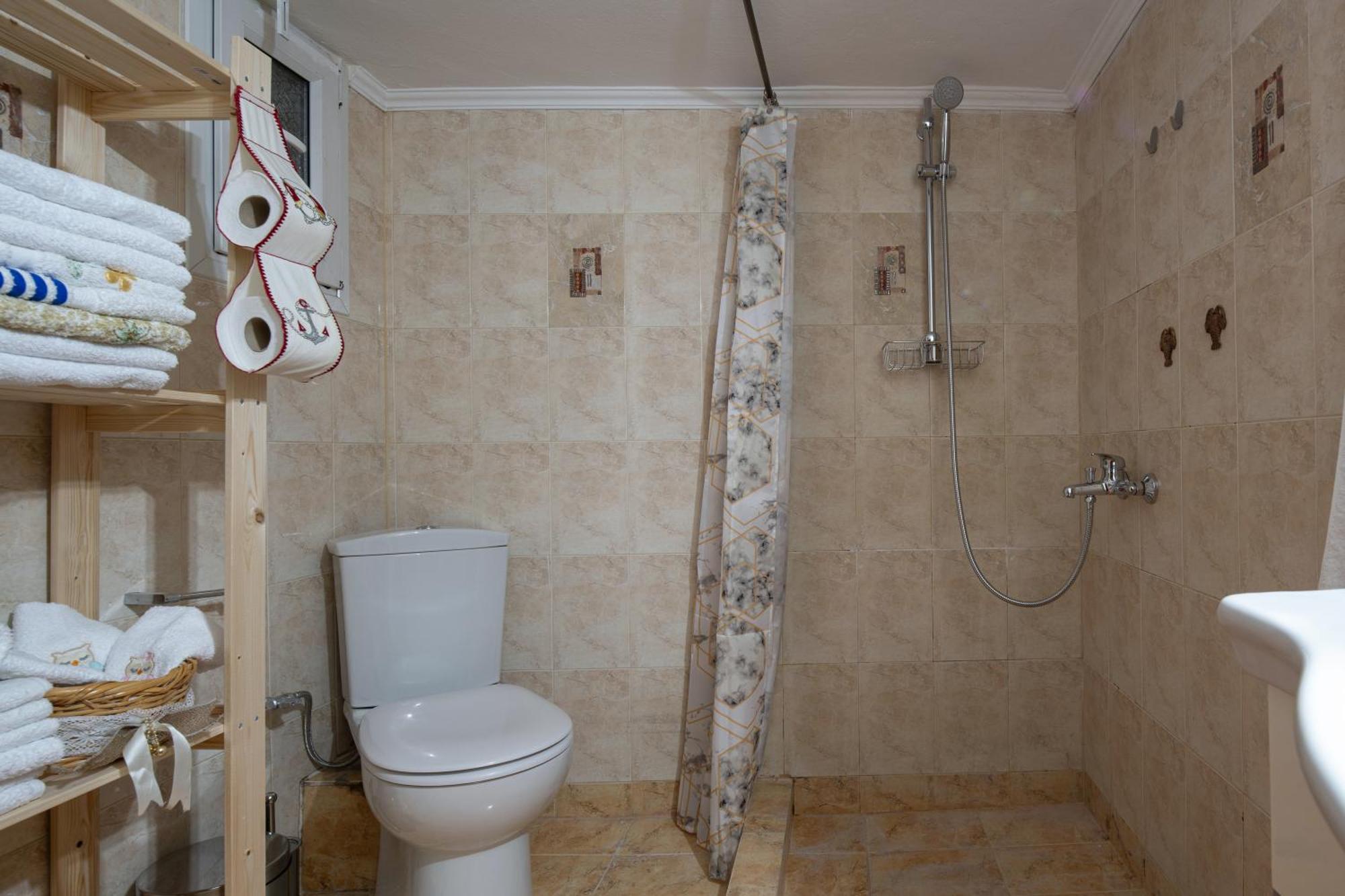 Άνεση Και Ευκολία, Σπίτι Συκιές. Apartment เทสซาโลนิกิ ภายนอก รูปภาพ